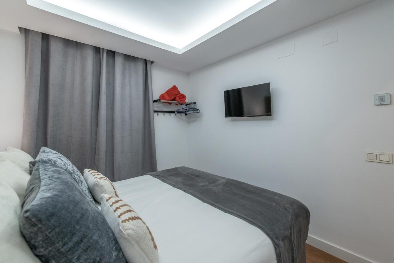 The Heart Of The City, Sol, By Monaro***** Madrid Exterior foto